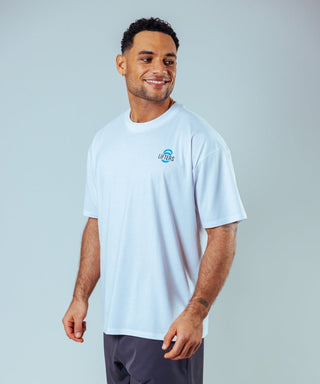 The soft, breathable three-fabric blend of cotton, polyester and spandex ensures an ultra-comfortable feel - during training and in everyday life.