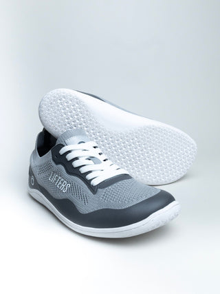 Durch das minimalistische Design spürst du den Untergrund intensiver, wodurch du mehr Stabilität und eine effizientere Kraftübertragung beim Lifting.